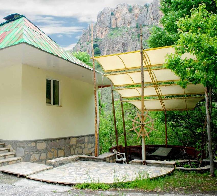 Park-Hotel Khoren'S Lake Areni Exterior foto